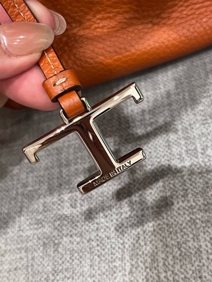 Tod’s Mini ‘T’ Bag in Leather小手提包、斜背包（橘色）-19