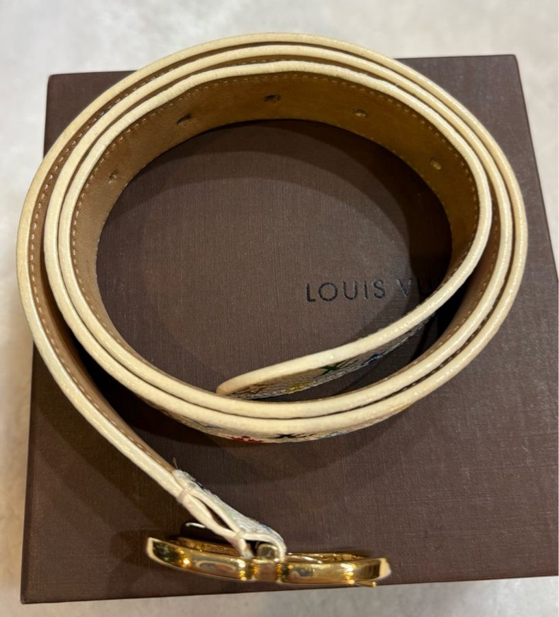 LV M9585 村上隆白彩腰帶-4
