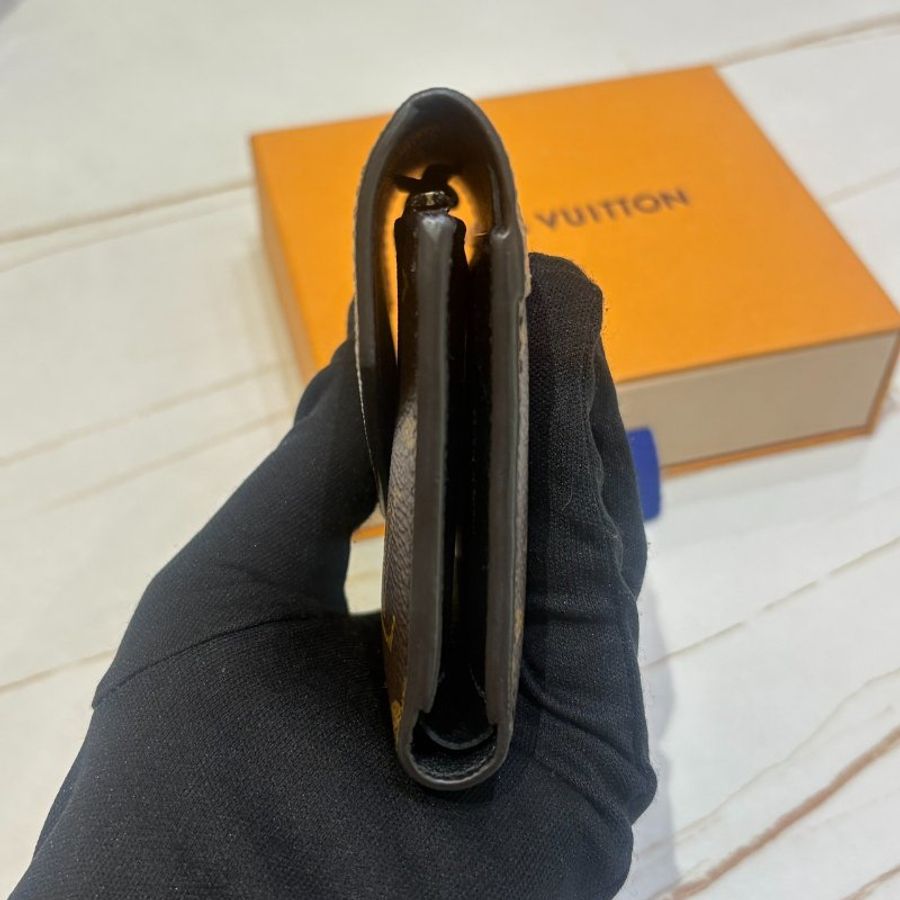 *SHIHNA名牌精品* LV M81557 經典VICTORINE 雙色三折短夾-1