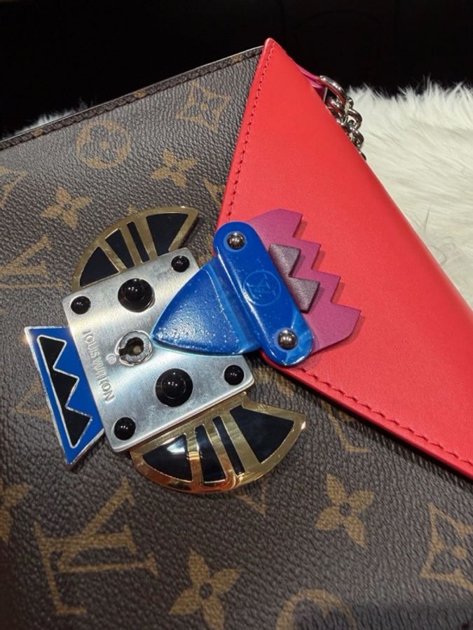 LV/路易威登 限量款mask老花小怪獸面具機器人鏈條包 原膜都在 超級好成色-1