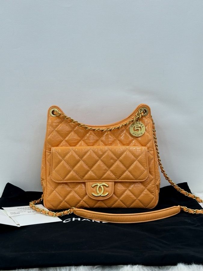 Chanel 24C 天貓精靈 hobo 油蠟牛 橘色 小號 斜挎包 19x13-0