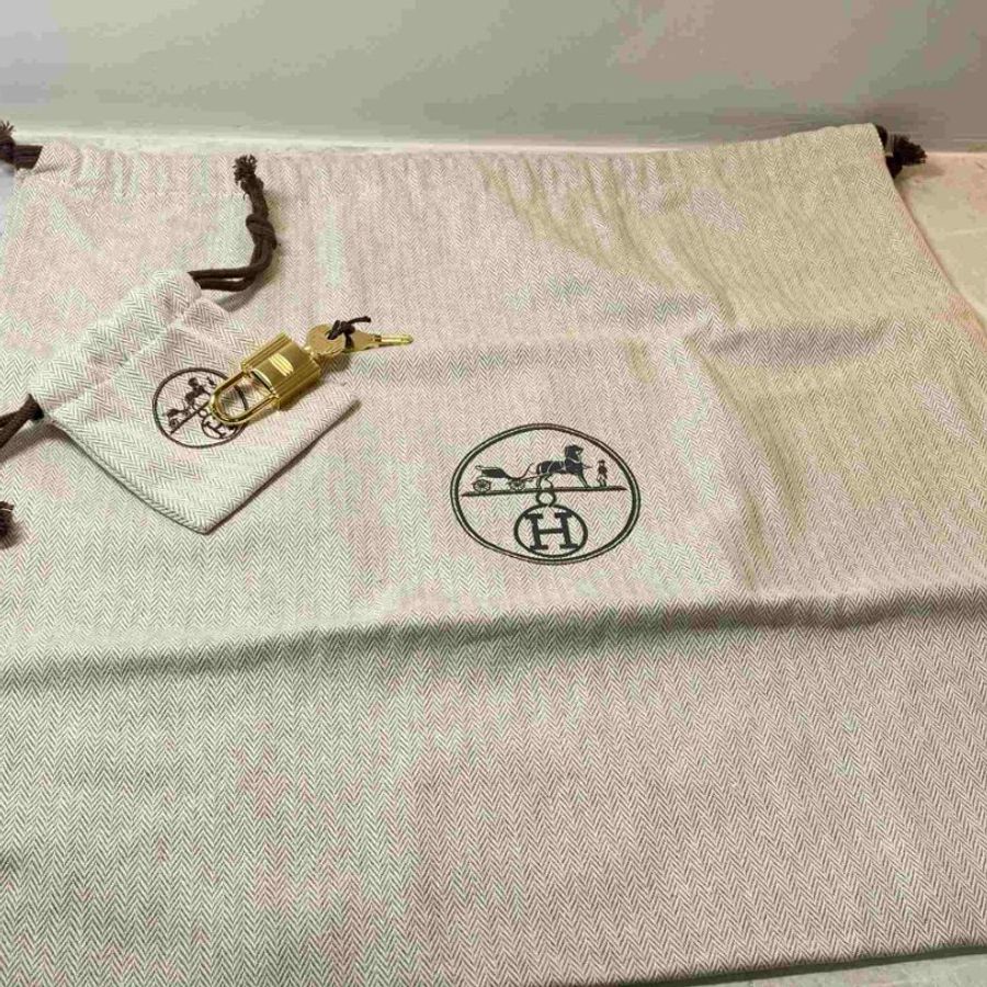 【H0017】HERMES 卡其棕色 TC 牛皮 Picotin lock 18 金釦菜籃子手提包-9