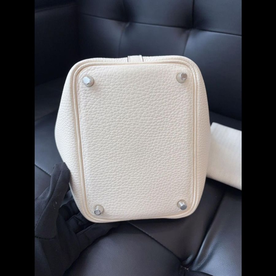 Hermes Picotin 18
Nata / Jaune Poussin-handle
x phw-5