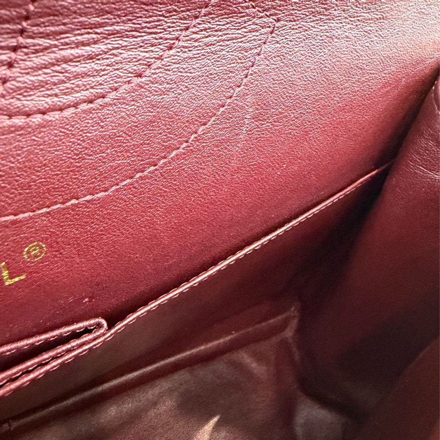 CHANEL A37590 黑色 菱格紋牛皮 2.55 Maxi 大型 肩背包-45