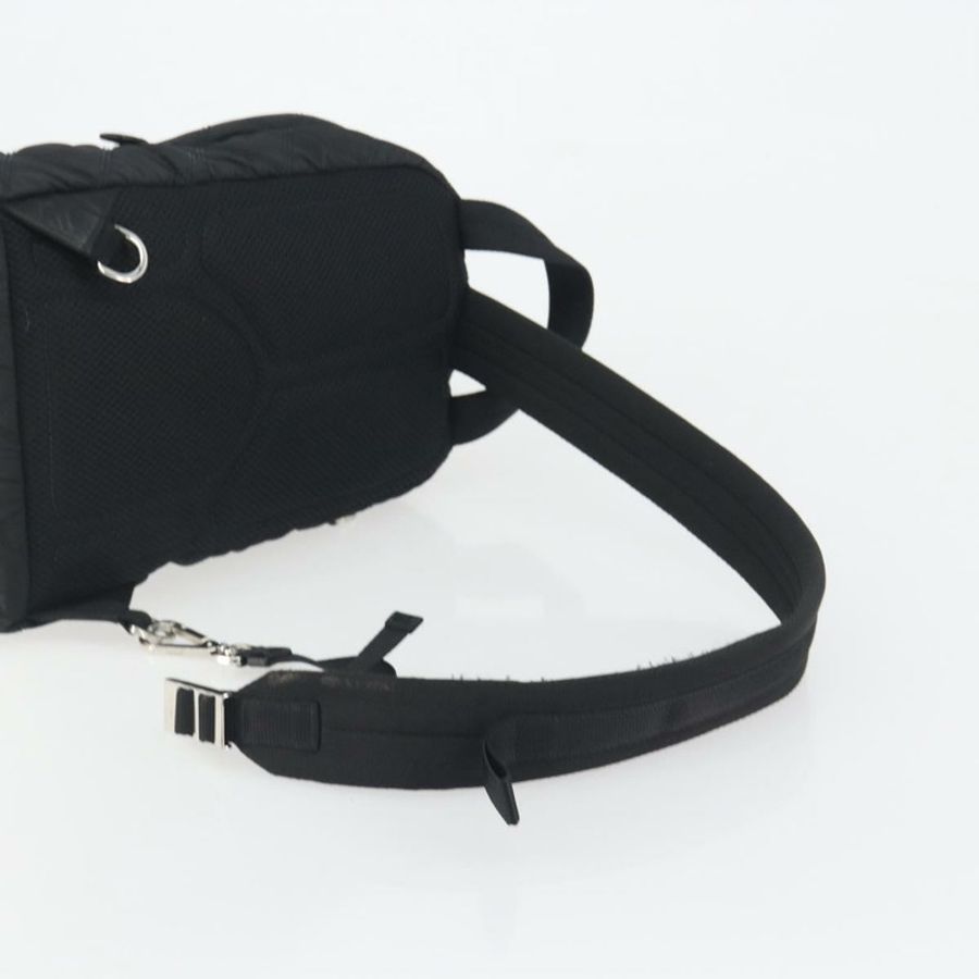 【日本直送】PRADA 尼龍斜背包 黑色 銀色 正品 195008A-7