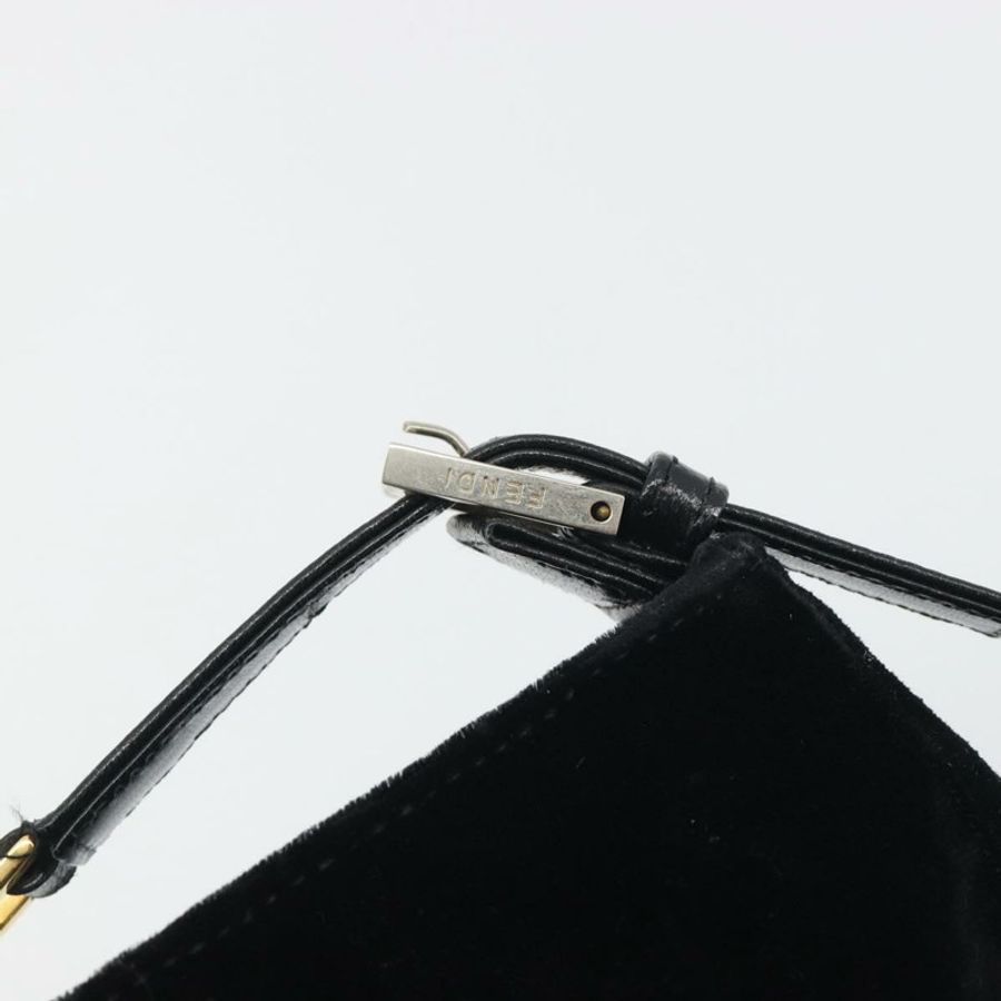 【日本直送】FENDI 黑色絲絨鏈條單肩包 正品 195236A-17