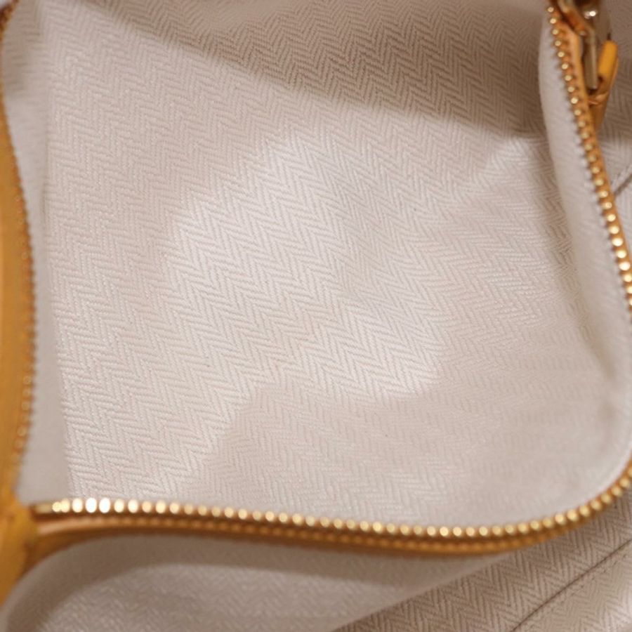 【日本直送】Miu Miu Beau 單肩包 麂皮 黃色 金色 正品 ka5957SAM-20
