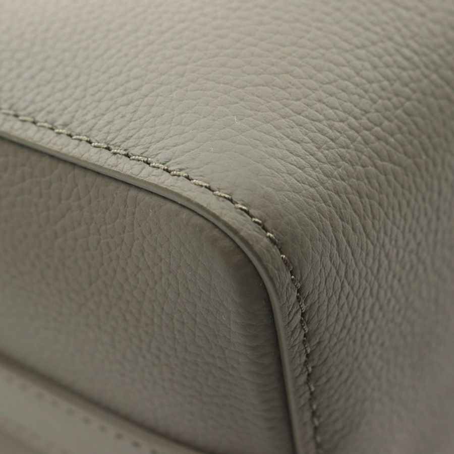 LOUIS VUITTON LV 路易威登 City Keepall 肩背包 卡其色 Aerogram 皮革 無附吊牌 M21437-6