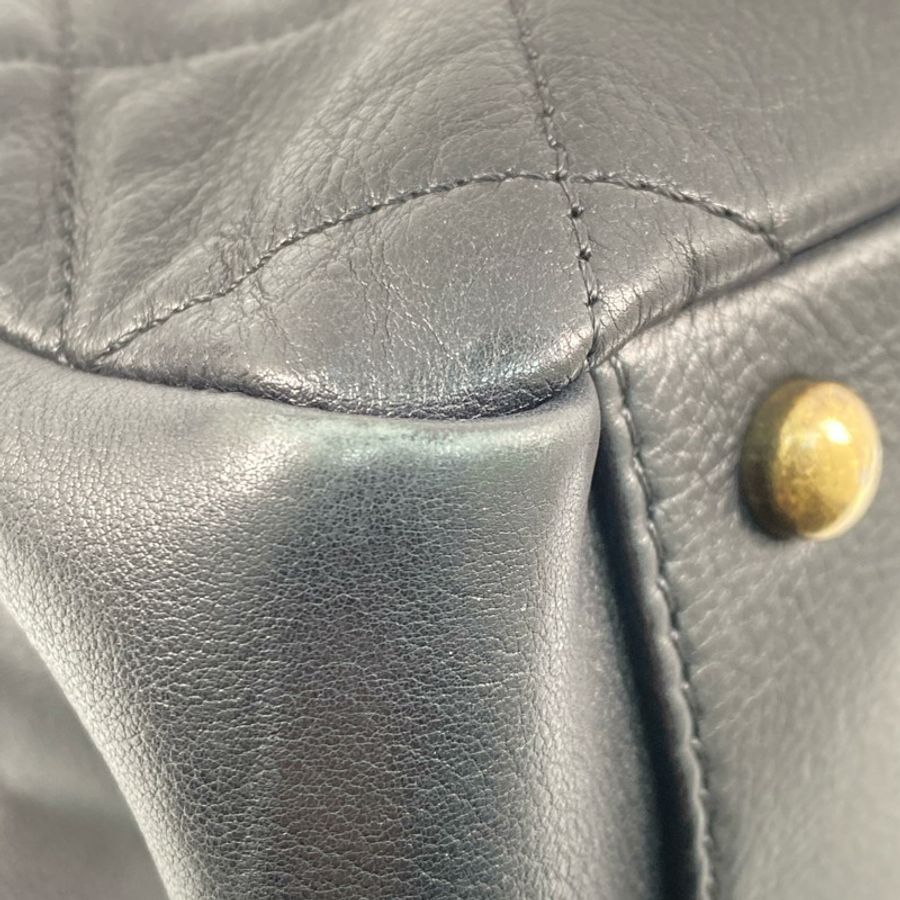 △ CHANEL 香奈兒 Black Caviar Skin Gold Tone Metal CC Logo No.17 Chain Shoulder Bag 黑色粒紋小牛皮金色金屬No.17鎖鏈肩背包-267017376-8