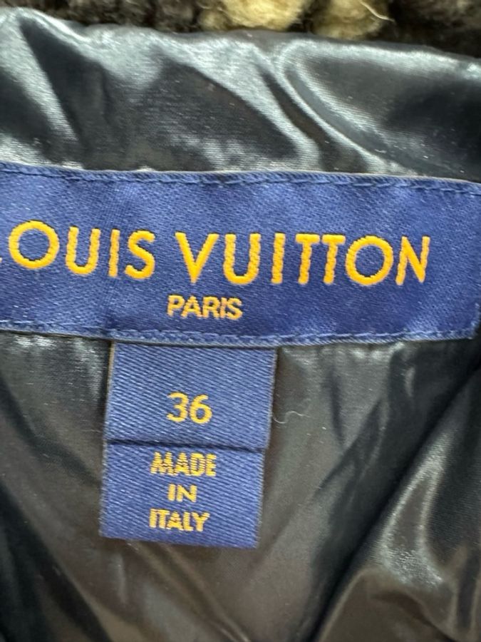 Louis Vuitton lv 路易威登 logo印花黑色連帽羽絨服拉鍊馬甲 36碼-3
