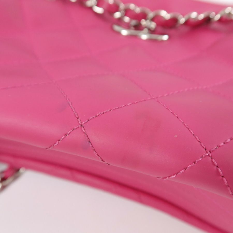CHANEL Rubber Coco Rain Camera Bag鏈帶肩背袋-19