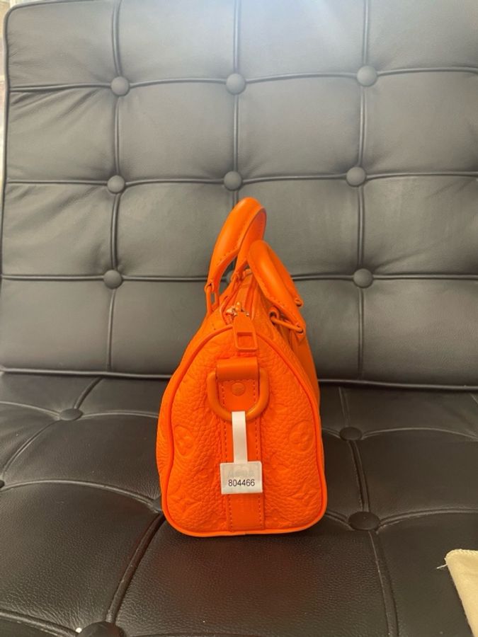 LV 走秀款Keepall25 橘黃色 潮人必備-2