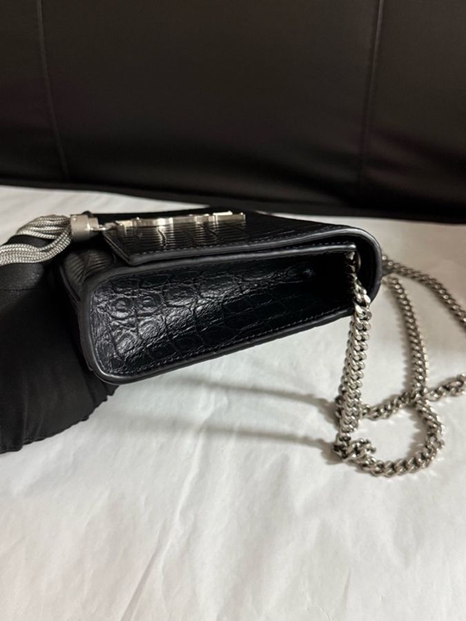 ✨YSL|黑銀牛皮鰐魚紋kate流蘇包|小號|99新-4