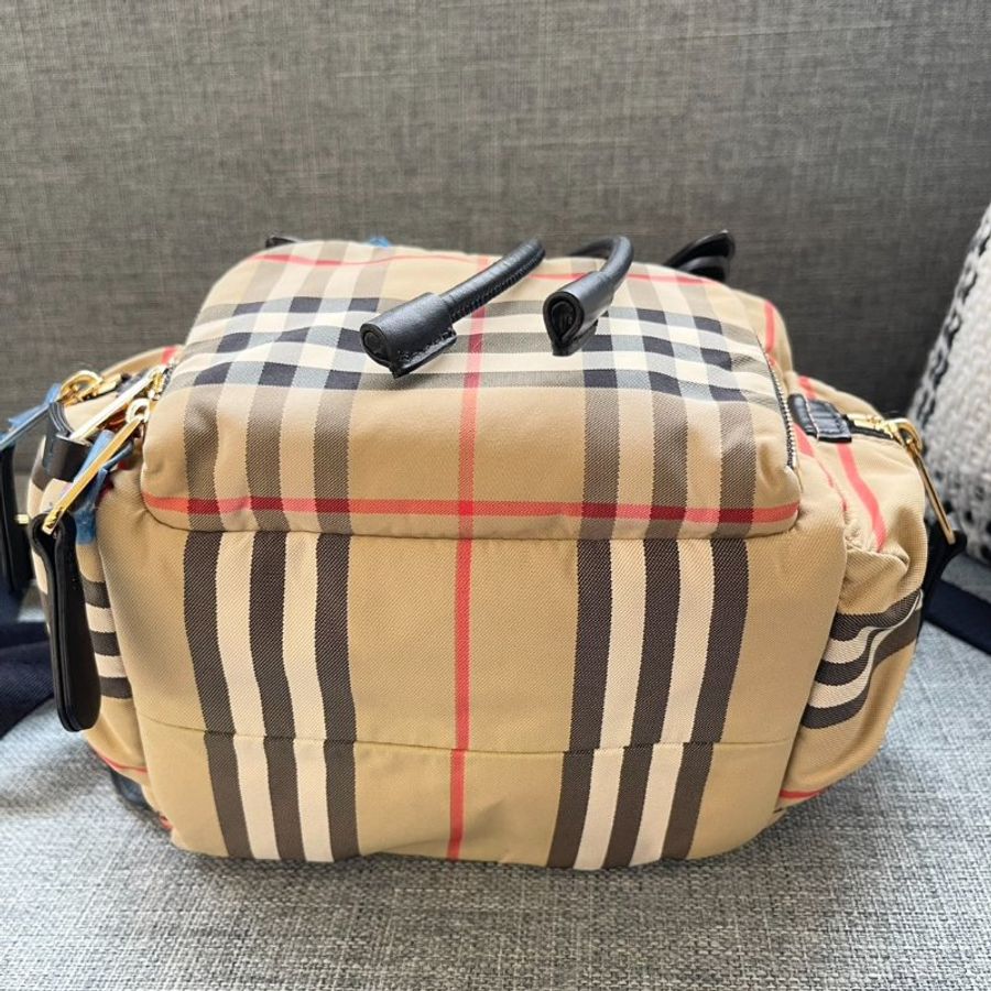 BURBERRY 經典格紋尼龍小後背包-TP01692-4