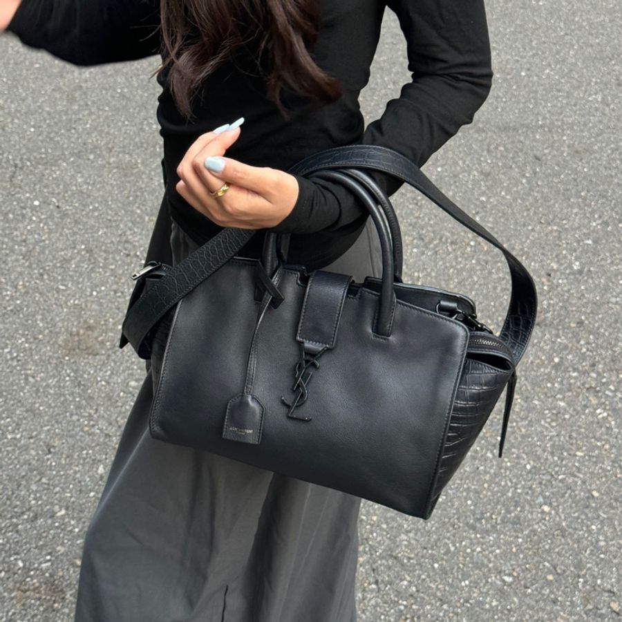 (極新🎁超稀有) YSL “So Black” 全黑鱷魚紋 斜背包 專櫃13萬!-8