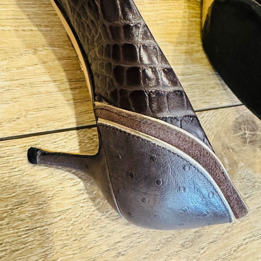 專櫃精品 Salvatore Ferragamo 義大利製 拼接材質尖頭優雅低跟鞋 EU36.5/US 6-6