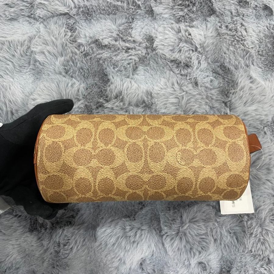 Coach 經典 SIGNATURE 老花圓桶包-1
