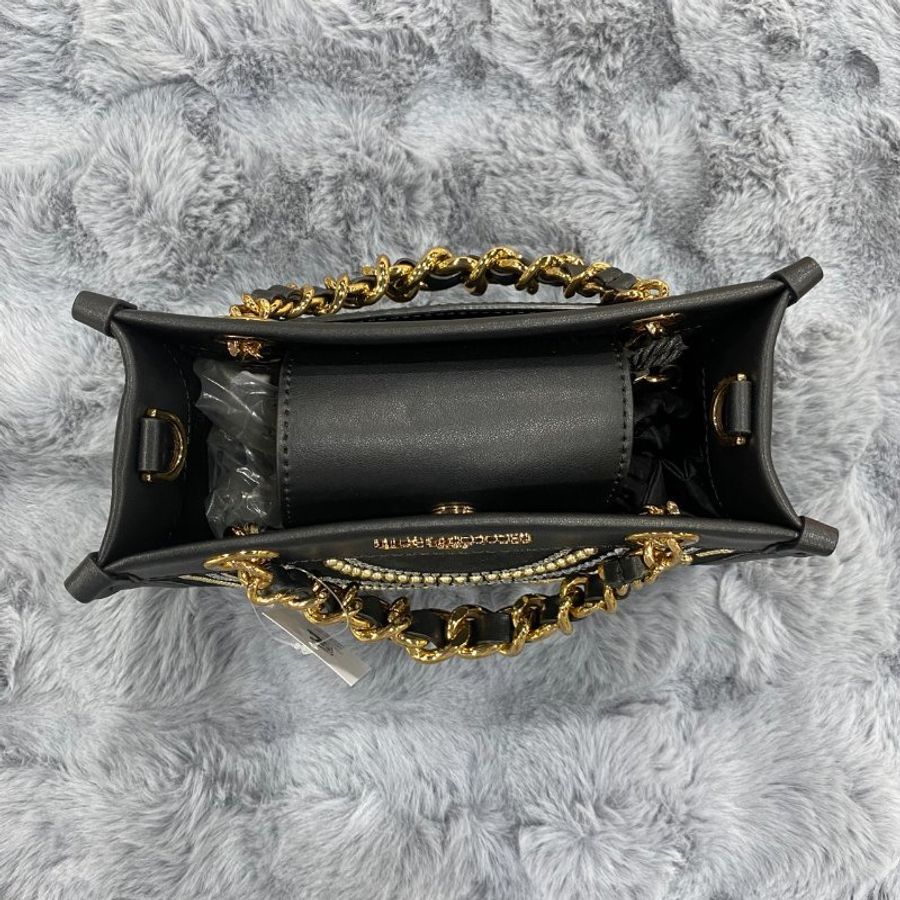 KARL LAGERFELD 卡爾與貓珠鑽飾 手提斜背兩用包(古典黑)-1