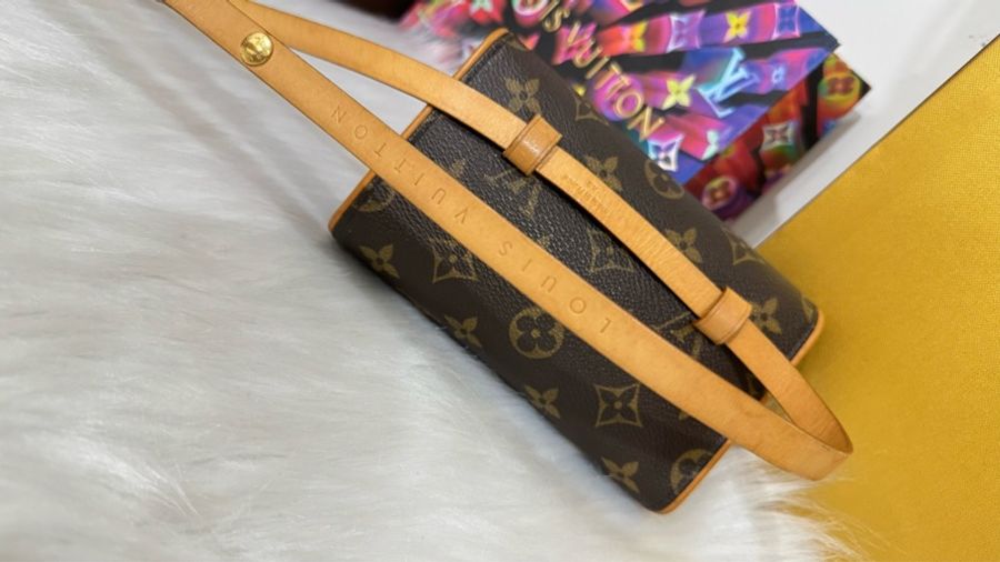 lv 老花 胸部 腰包 斜背包-8