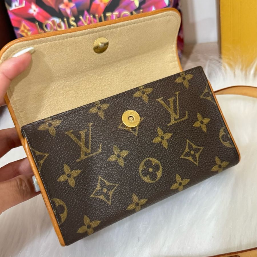 lv 老花 胸部 腰包 斜背包-12