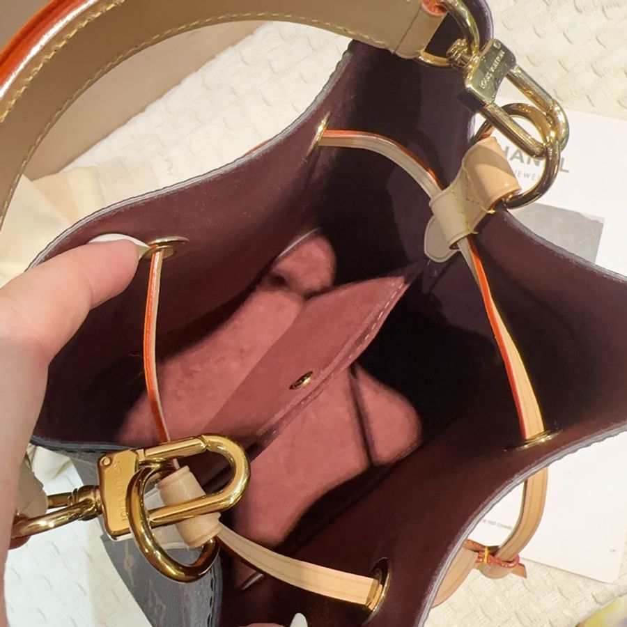 LV Neonoe BB手提斜背水桶包-7