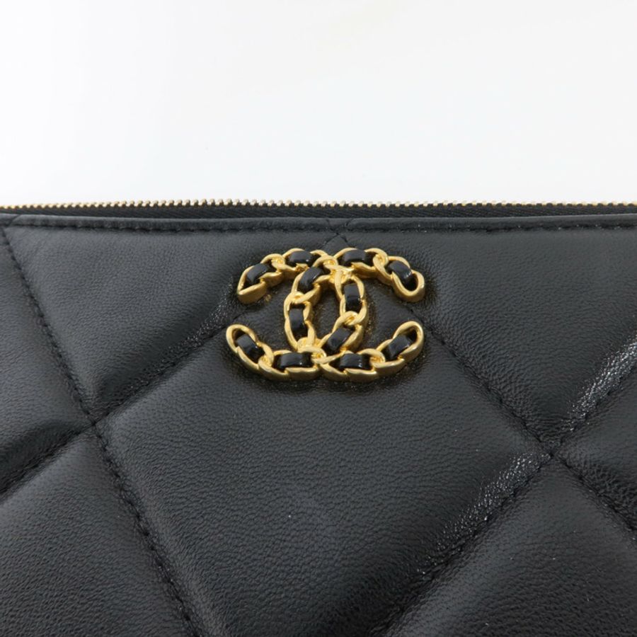 CHANEL 羊皮皮革Chanel 19 Pouch手拿包-9