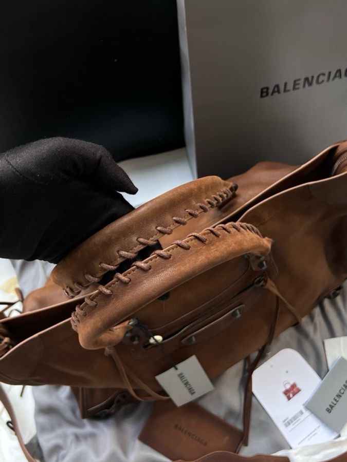 BALENCIAGA巴黎世家26秋季新款Lecity大號機車包手提包單肩包斜挎包-5
