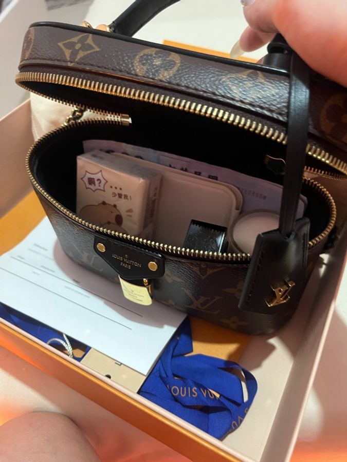 Louis Vuitton-3