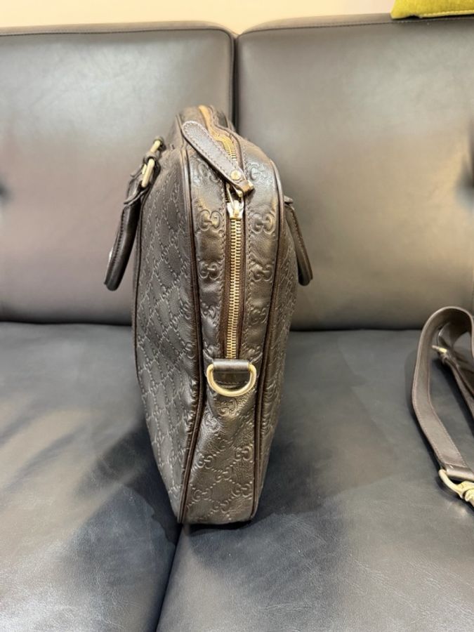 GUCCI古馳 棕色全皮老花壓紋手提包公文包電腦包 尺寸:40/6/29cm-3