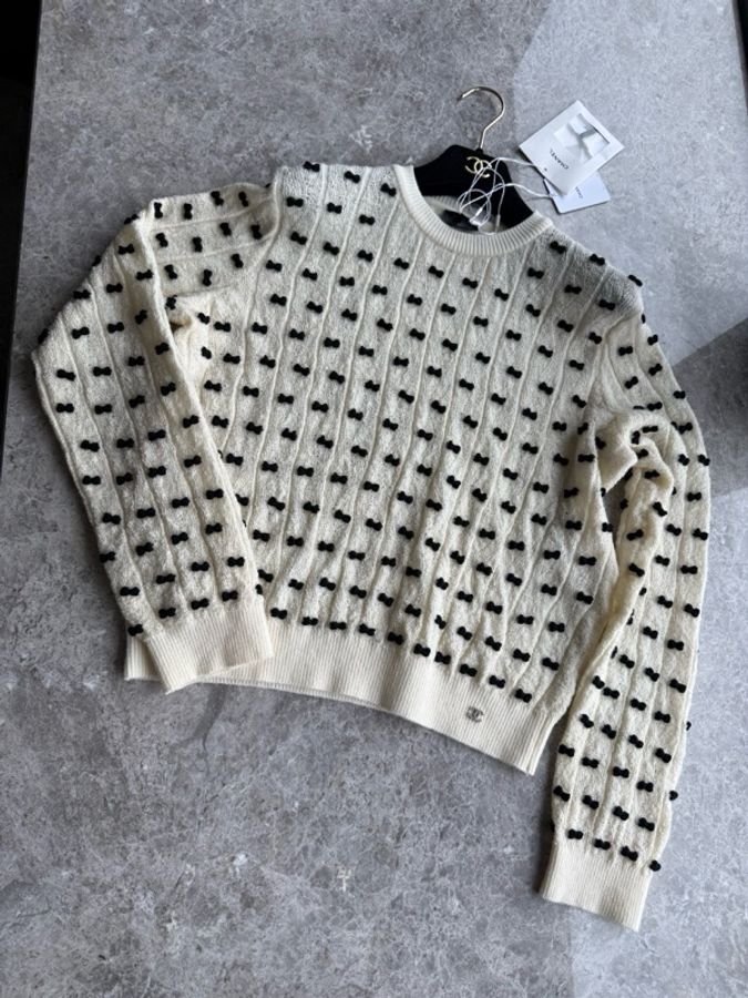 Chanel25k米白针织蝴蝶结上衣fr42~~-0