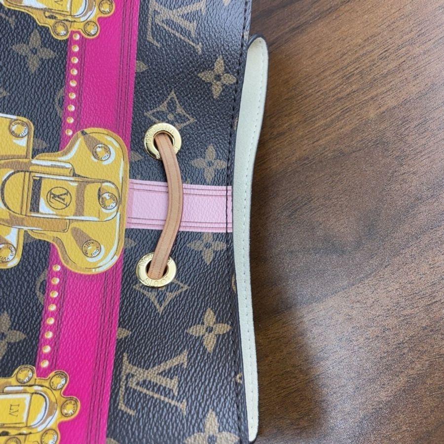 LV路易威登LouisVuitton宮廷系列老花水桶 成色99新、尺寸：26*26*17cm、特別的款式不易撞款、好價🉐。-8